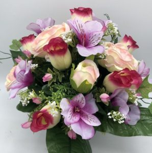 exemple compositon florale fleurissement de tombe