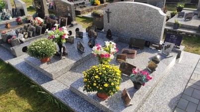 Fleurissement tombe alsace